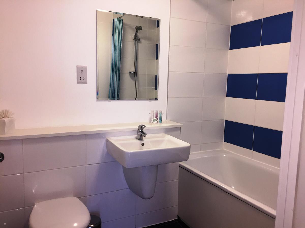 Linx Apartments Skyline Plaza Basingstoke Dış mekan fotoğraf